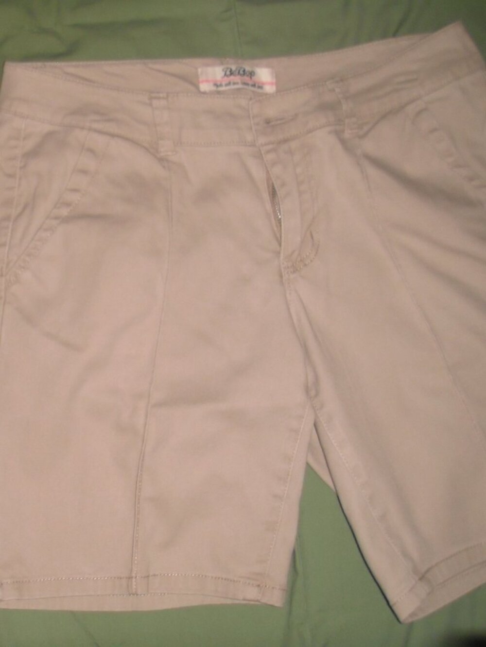 Crazy Horse (Liz Claiborne Company) Tan size 6